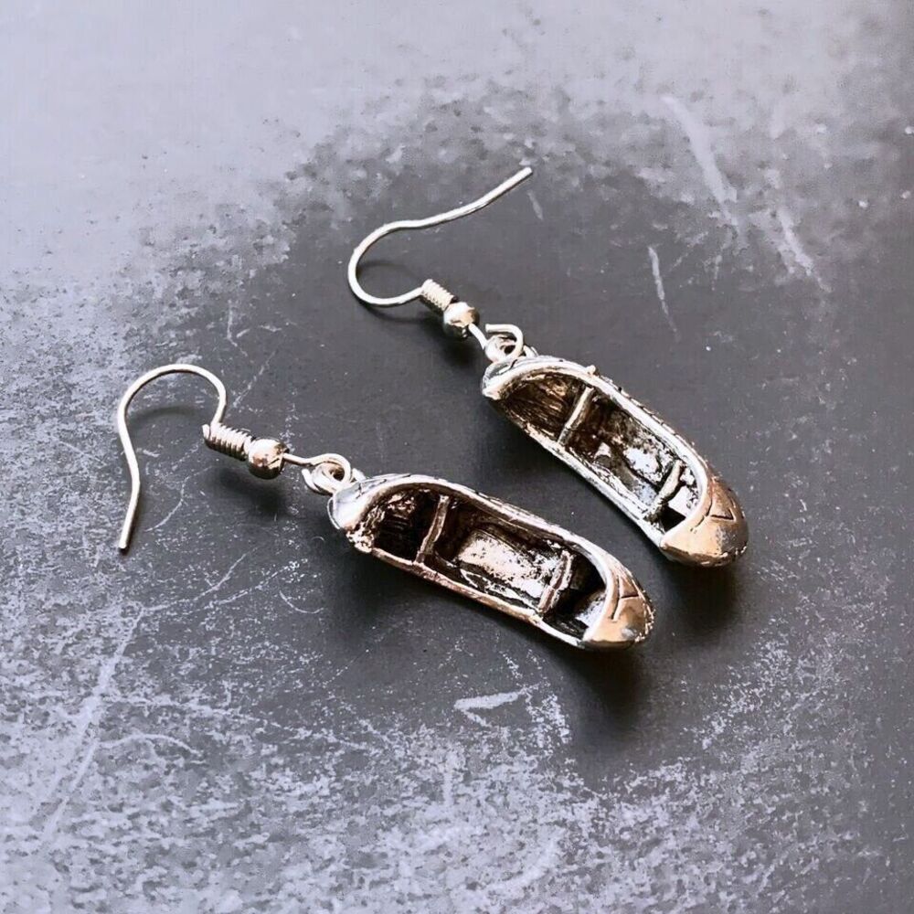 3D Indian Design Canoe Earrings NEW Silver Dangle French Hook Southwest - Picture 4 of 6